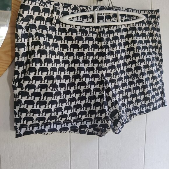 Shorts by Banana Republic 'Millie Collection' Black& White elephant print. Sz 12 - Picture 1 of 5